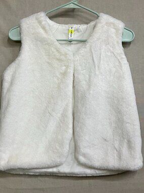 Epic Threads Girls Faux Fur Vest Jacket Size M 10/12 White Sleeveless Winter